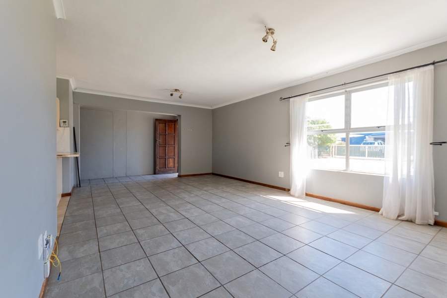 4 Bedroom Property for Sale in Velddrif Western Cape